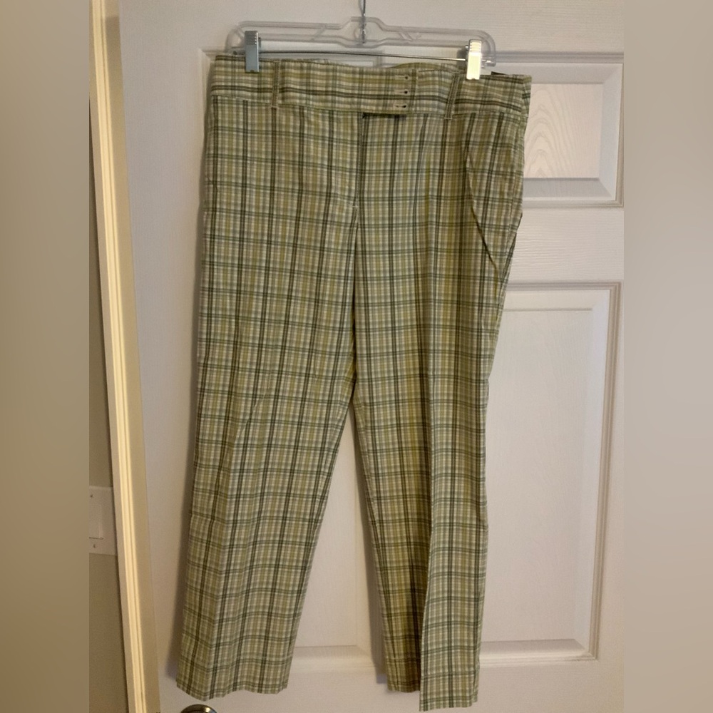 LOFT Plaid Capris in Green and Beige